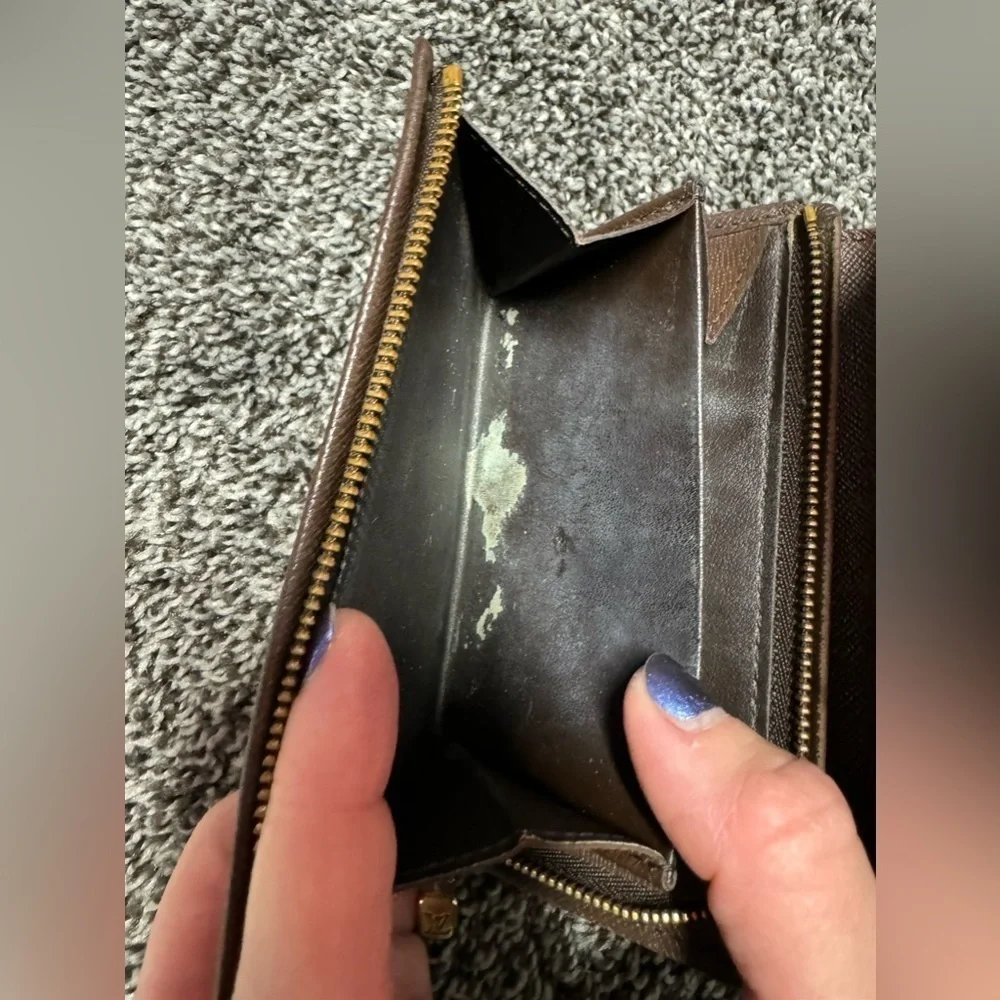 Louis Vuitton Damier Tresor wallet